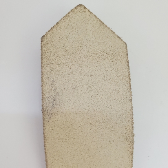 Vintage gray leather belt - snake skin design - Picture 11 of 12